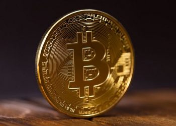 Биткоин-миллиардер: цена BTC будет еще полгода колебаться между…