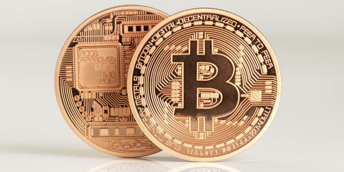 Биткоин обновил максимумы и ушел в коррекцию