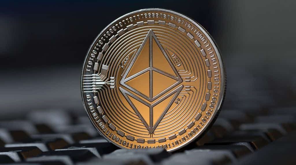 Stellar и EOS наступают на пятки Ethereum