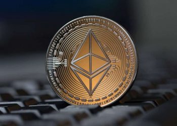 Stellar и EOS наступают на пятки Ethereum
