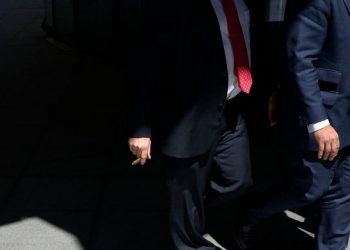 Топ-менеджер Bitfinex: «Биткоин может упасть ниже $1000, если мы не будем действовать быстро»