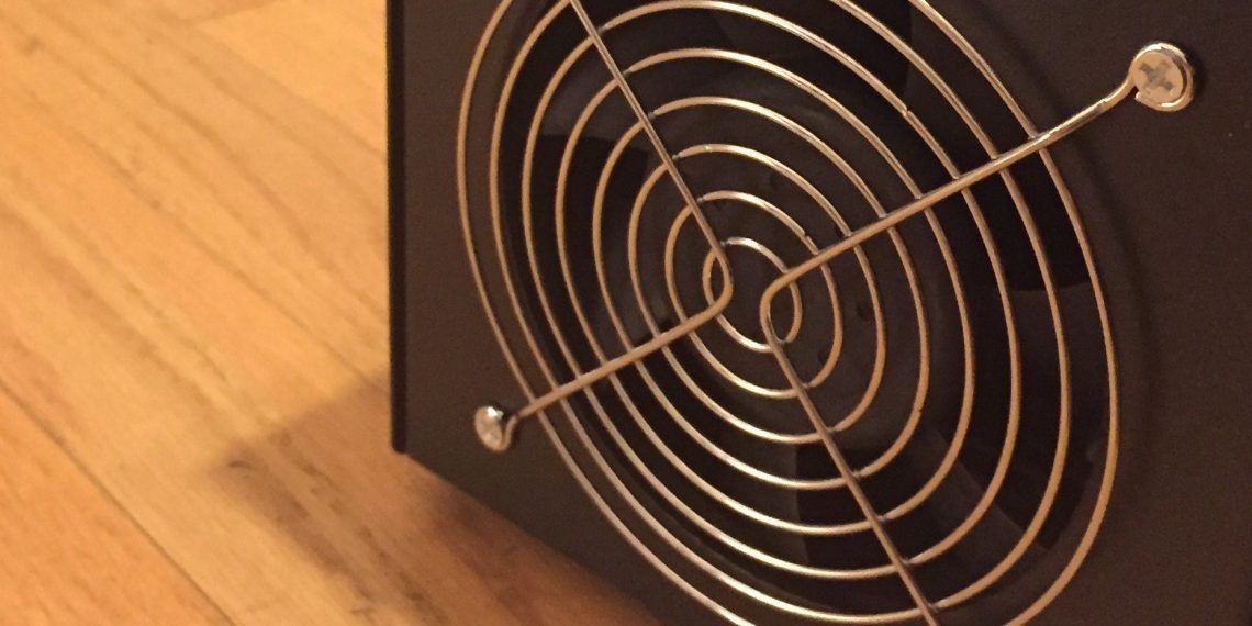 Абхазских чиновников заставили искать подпольных майнеров