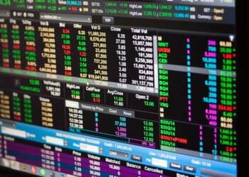 Биткоин выглядит неплохо на фоне падения фондовых рынков