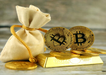 Если Биткоин следует за золотом, он поднимется выше $12000