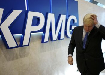 Инвестиции в блокчейн сократились на 63% из-за пандемии