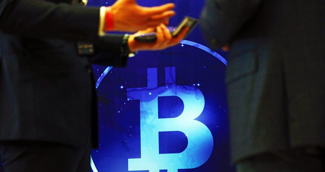 Аналитики прогнозируют откат курса биткоина с последующим повышением до $20 тыс. к концу года