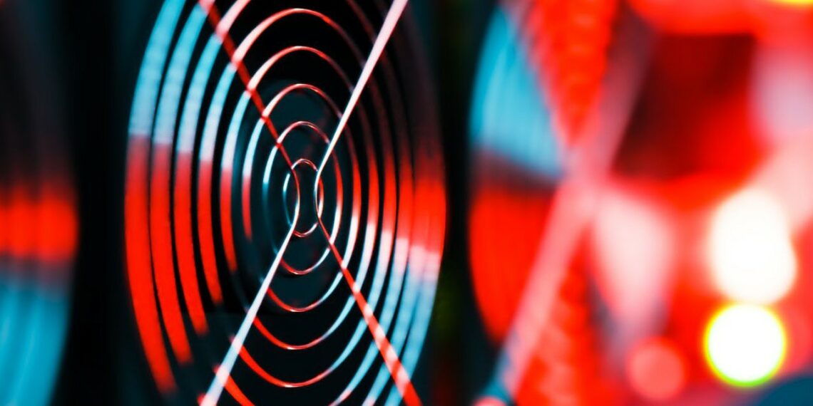 В Пакистане запустили государственные майнинг-фермы