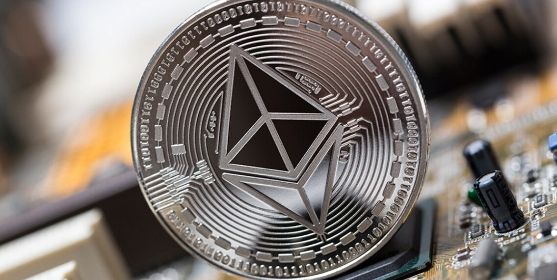 Майнеры эфириума организуют пул с 51% хешрейта, протестуя против снижения комиссии