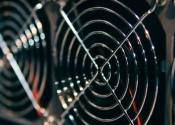 Абхазских майнеров будут вычислять с помощью доносчиков