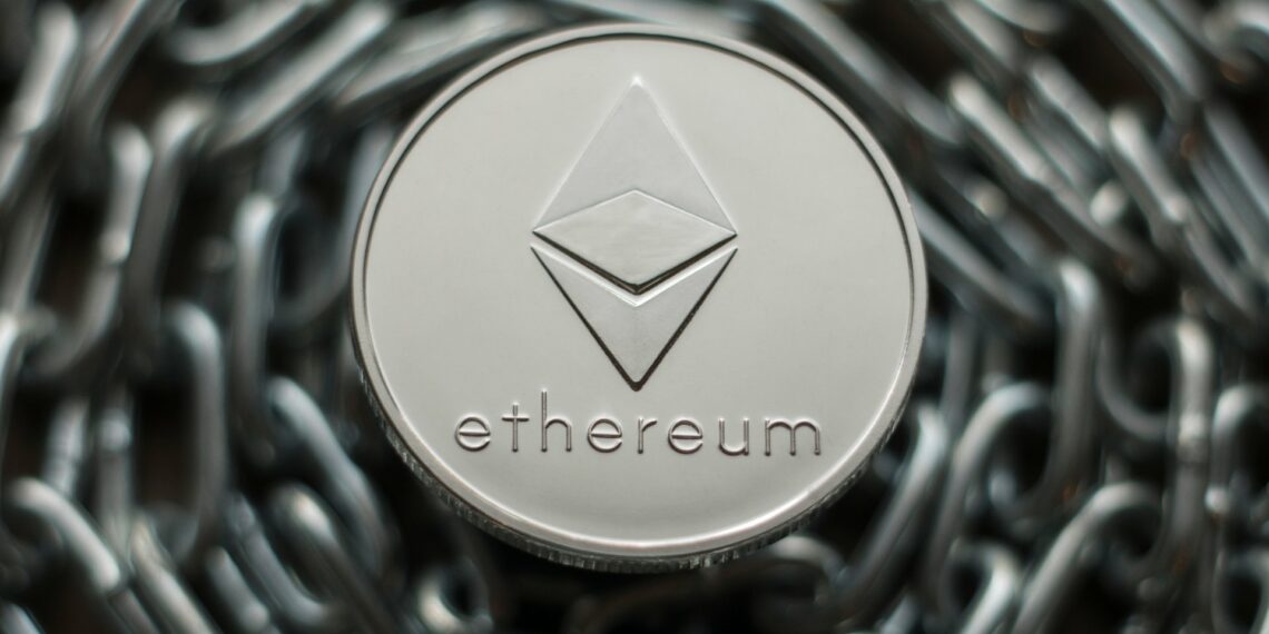 Майнинг эфириума приносит больше дохода, чем добыча биткоинов, третий месяц подряд