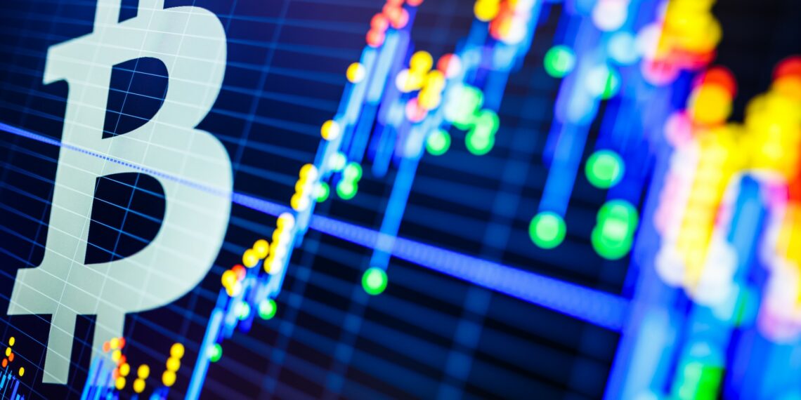 Биткоин по итогам ноября потерял в стоимости чуть более 7%